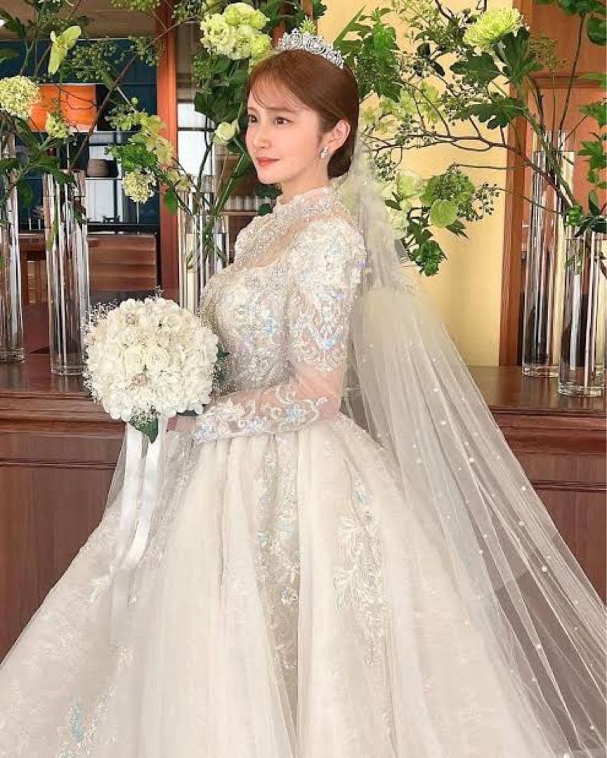 ぷり　韓国ウェディングドレス プリンセス　レース