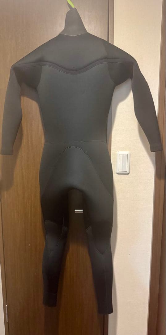 試着のみ　メローウェットスーツ　セミドライ5mm3mm サイズML
