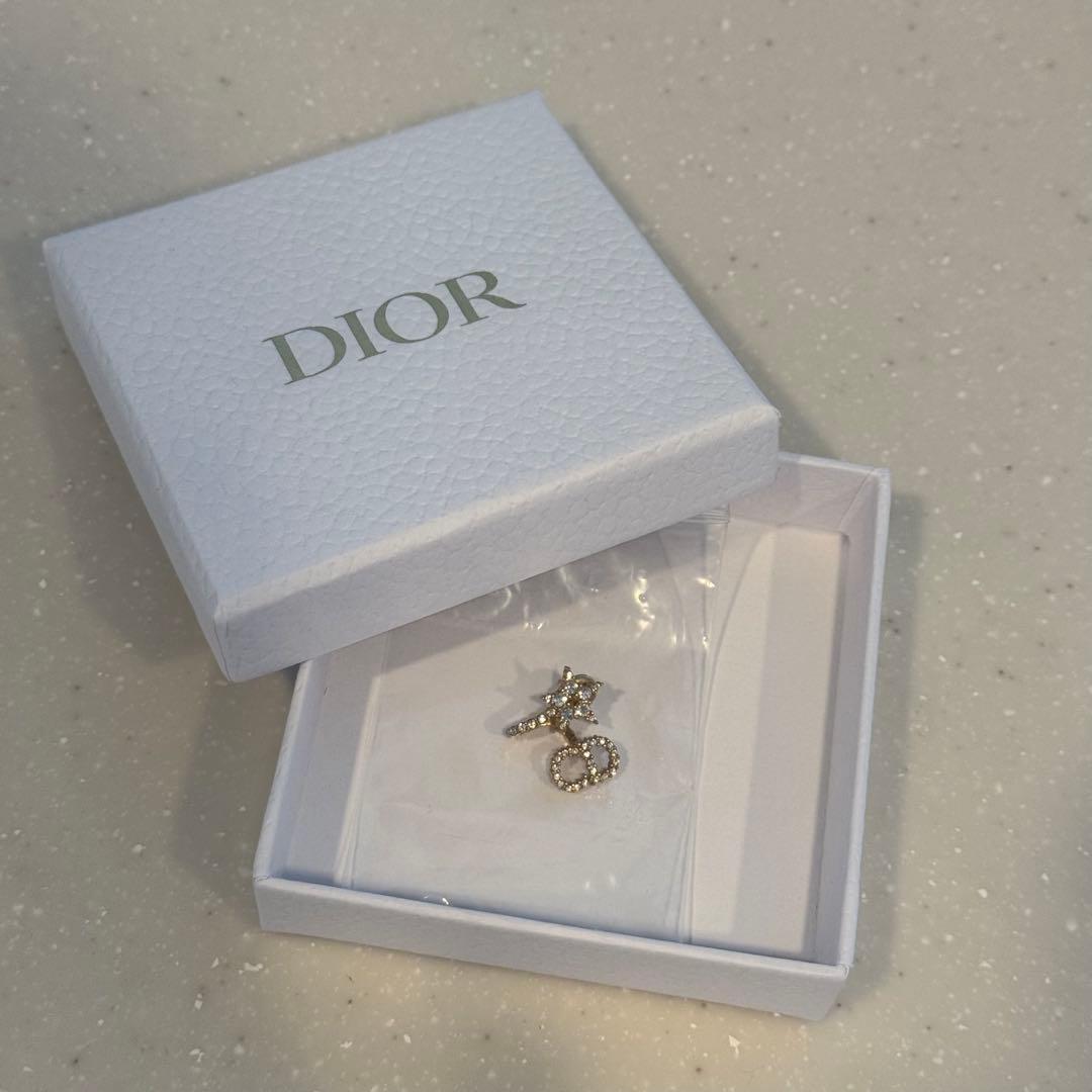Dior ゴールド ピアス(片耳用) 右耳