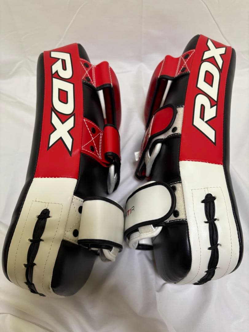 【ほぼ未使用】RDXキックミット×2 ZHENGTU10oz グローブ　ミット