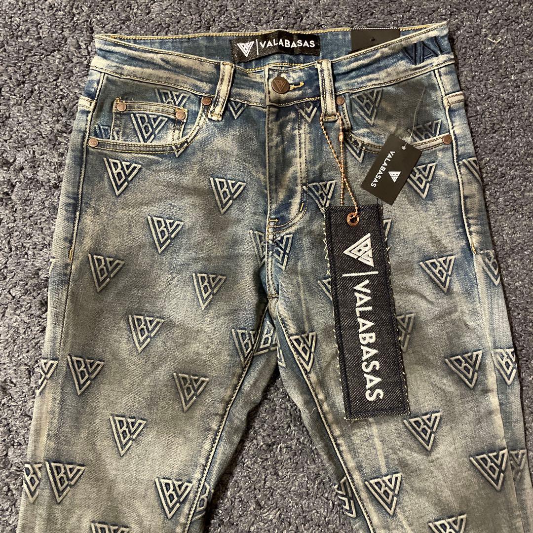 ‼️新作‼️ VALABASAS バラバサス モノグラムスキニーフレアデニム 28