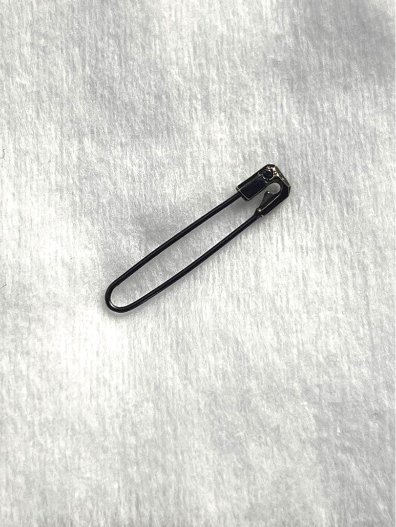 Y！ e.m. noir ブラックダイヤ ピアス 安全ピン