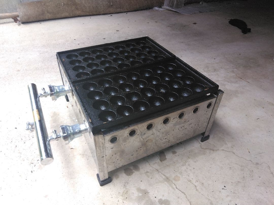 業務用 たこ焼き機 28穴x2連 ２枚ガス台付