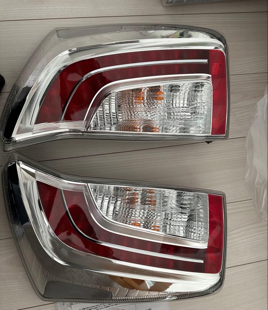 プリウス30テールランプ