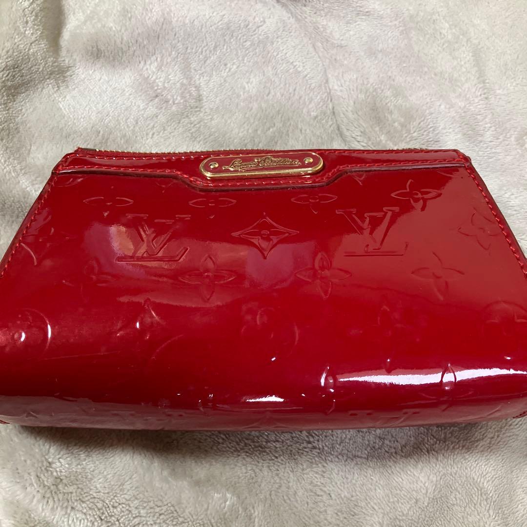 ルイヴィトン ポーチ ヴェルニ トゥルース コスメティック モノグラム エナメル