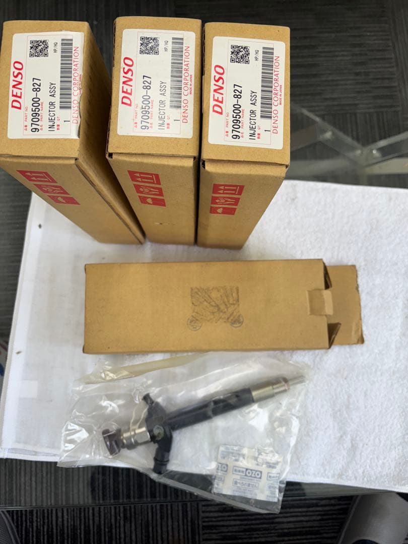 い*ご様 デンソー製のインジェクターアセンブリ