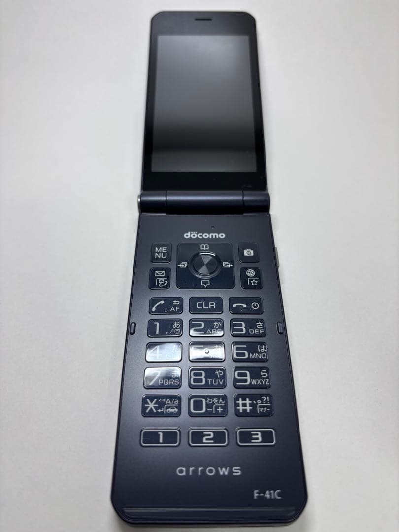 ★arrows ケータイ ベーシック F-41C ネイビー #26012401