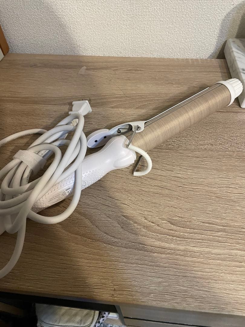 カールアイロン/32ミリ（ほぼ新品美品）