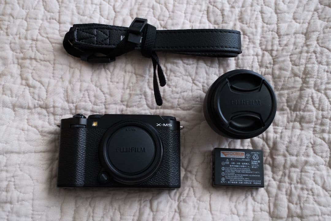 【美品】FUJIFILM X-M5 レンズキット