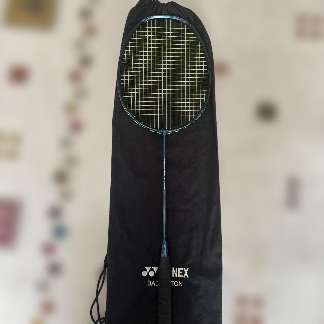 【美品】YONEX ナノフレア800pro 4UG6専用ケース付き