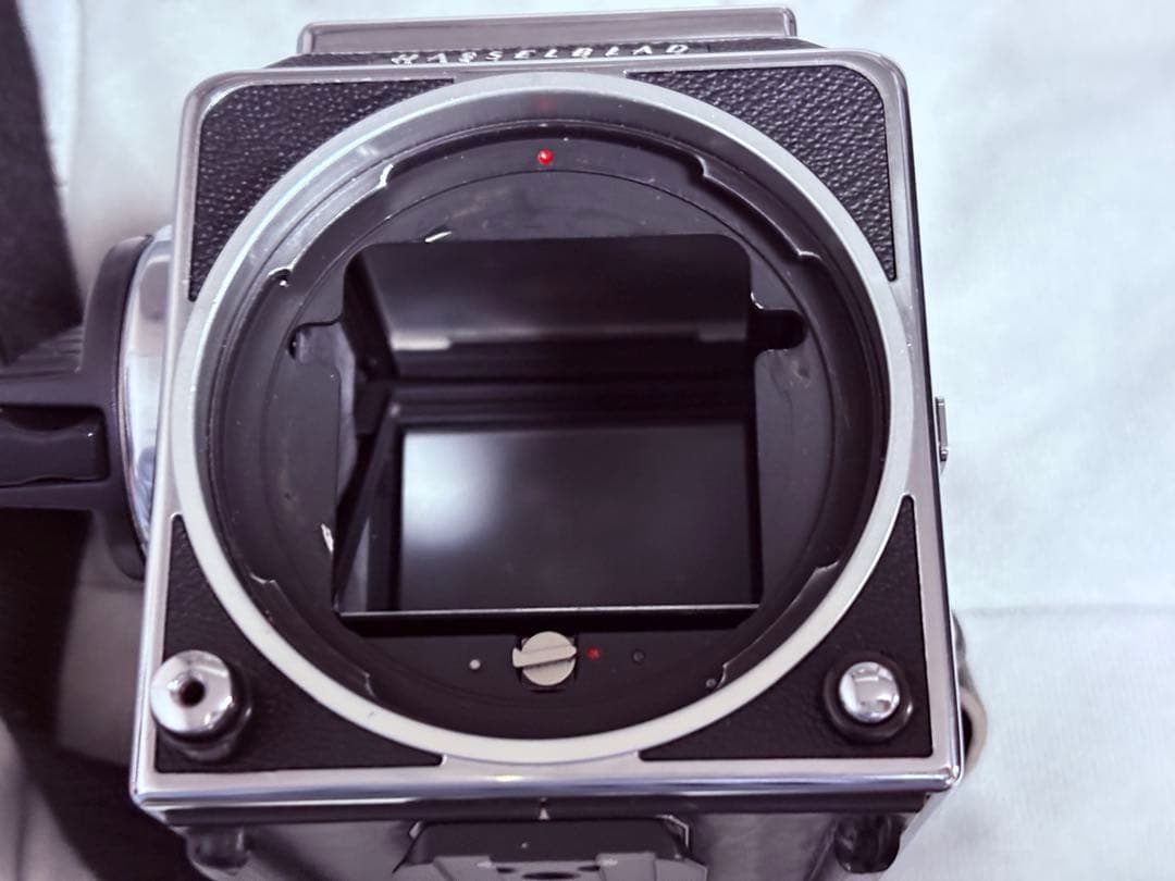 Hasselblad 503CW 2001年製 + CFE 80mm F2.8