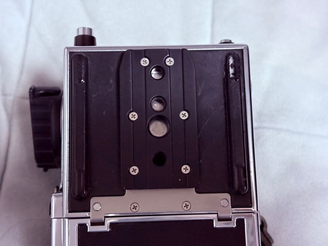 Hasselblad 503CW 2001年製 + CFE 80mm F2.8