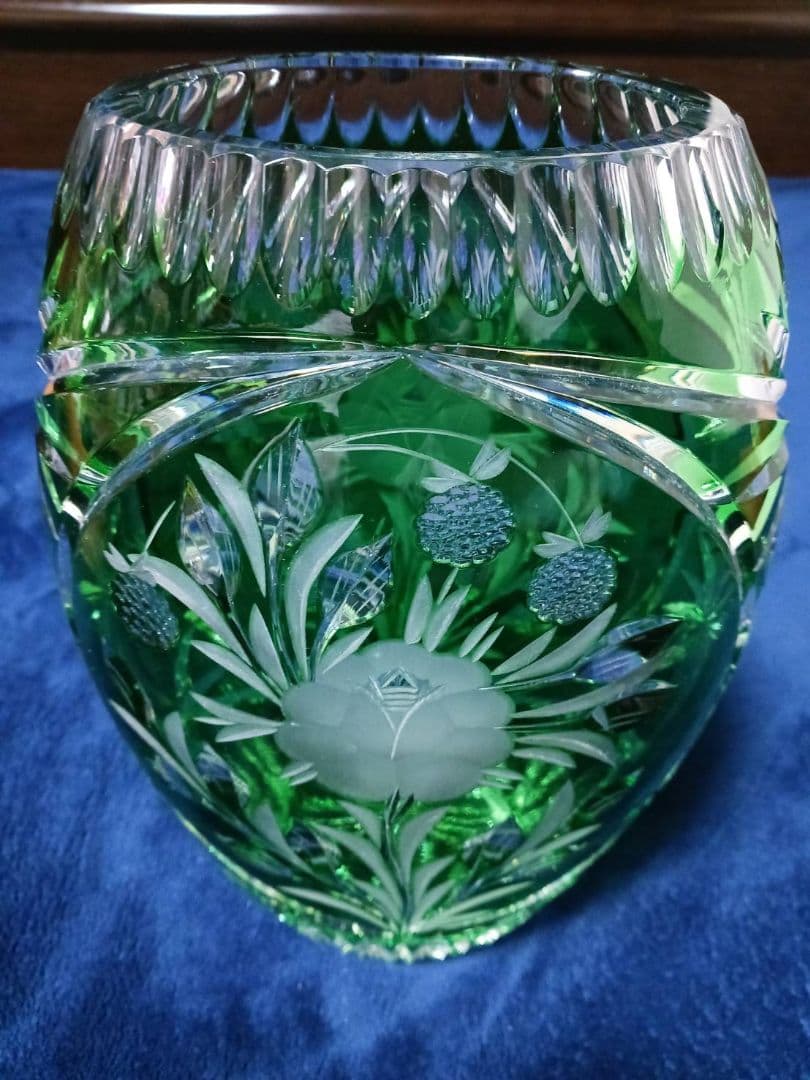 ドレスデン　クリスタル　花瓶