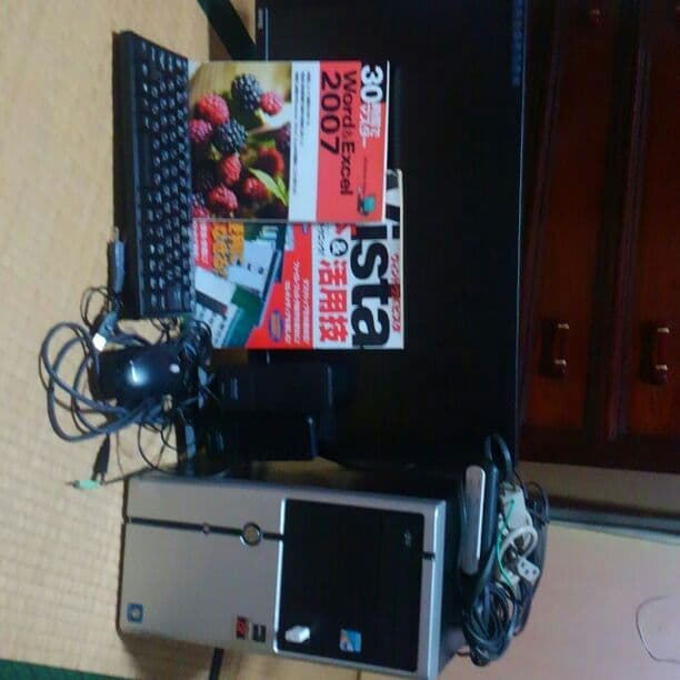 BENQ パソコン一式とパソコン関連書籍