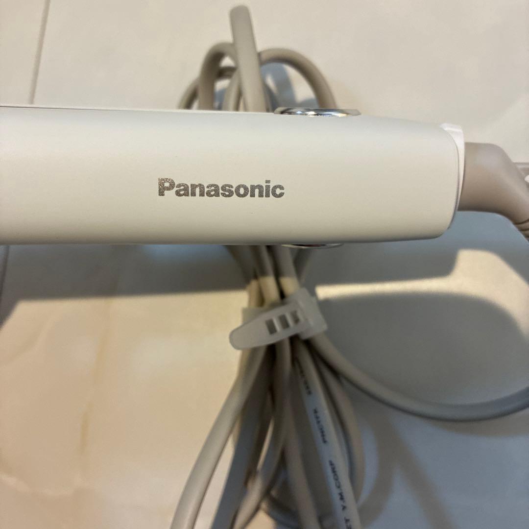 Panasonic ナノケア ナノイー ストレートヘアアイロン ホワイト