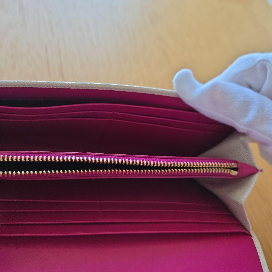 ブルガリブルガリ　ホワイト 長財布 　ビーゼロワン　箱　保証書　ショッパーリボン