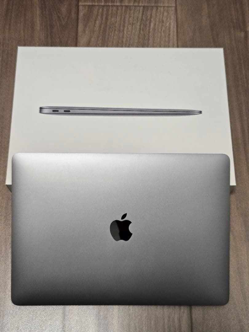 MacBook Air 2020 M1 8G SSD 256G　スペースグレイ
