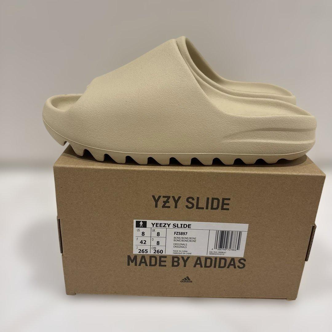 靴 adidas YZY SLIDE