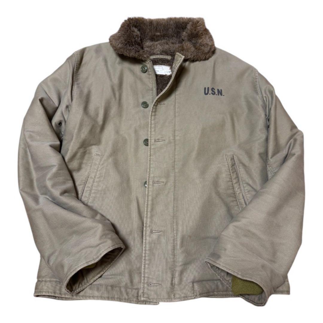 古着（USED）カーキミリタリージャケット U.S.N.