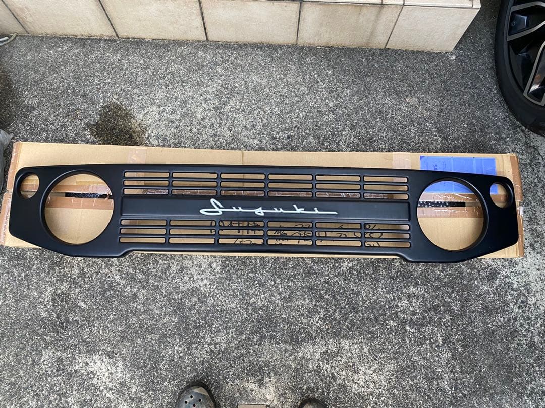 ジムニーJB64 JB74 アピオ APIO ヴィンテージアイアングリル 中古品