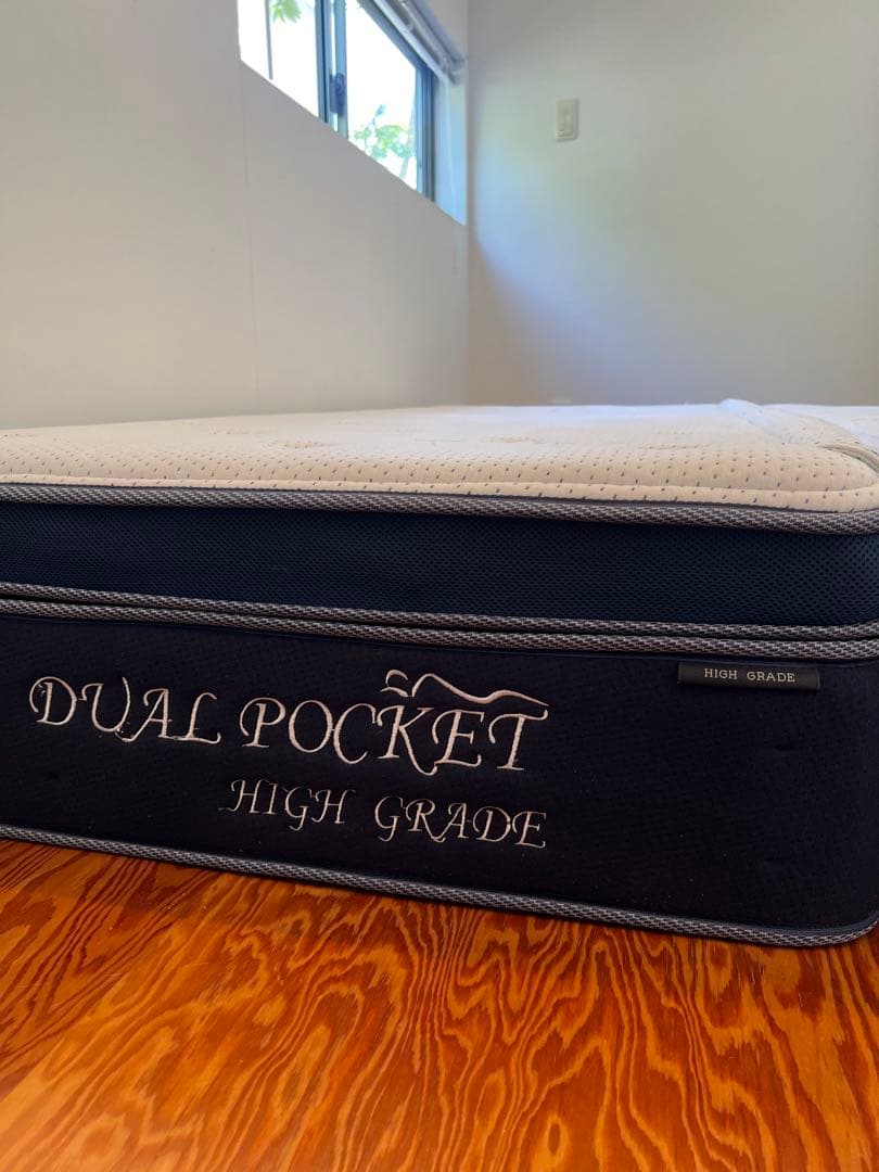 デュアルポケット クイーンサイズ マットレス　ニトリ