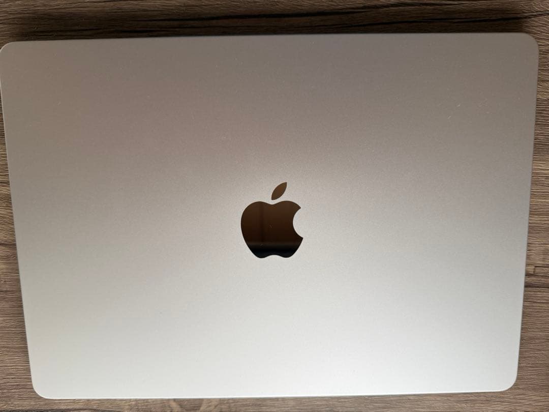 【値下げしました】MacBook Air M2 シルバー