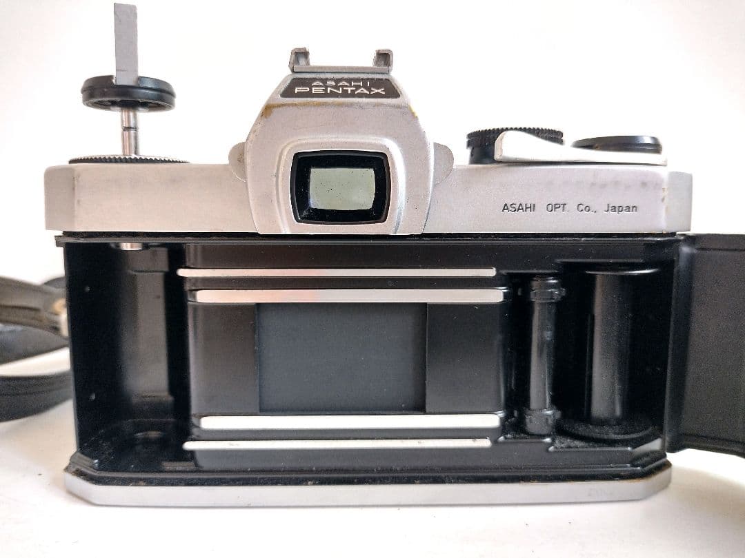 128【匿名配送】 ペンタックス SP 一眼レフ フィルムカメラ レトロ