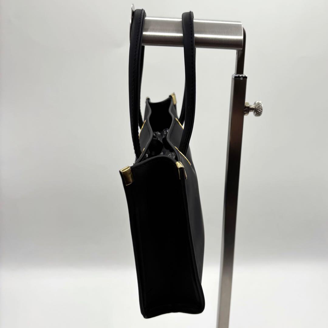 【美品】フェンディ ハンドバッグ ラバー ゴールド金具 ブラック