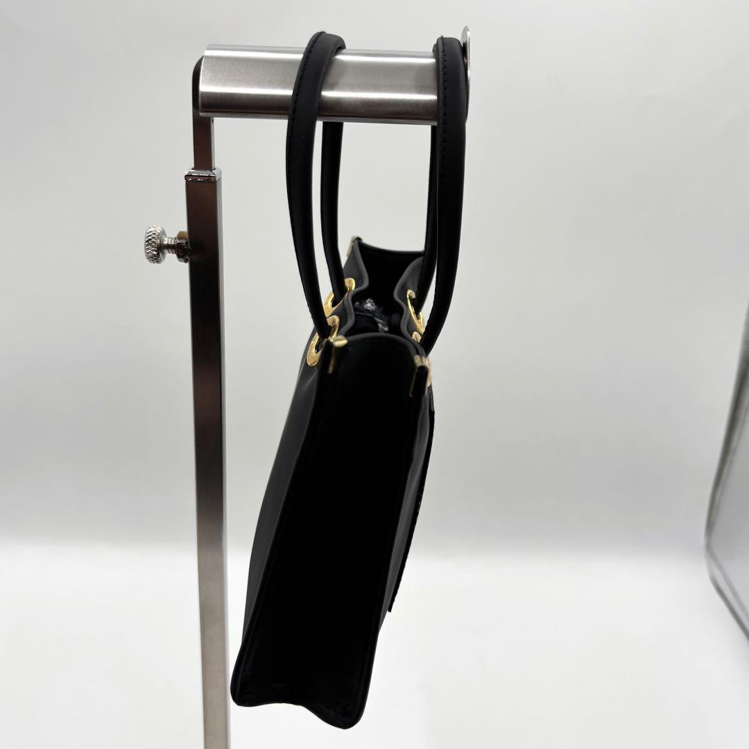 【美品】フェンディ ハンドバッグ ラバー ゴールド金具 ブラック