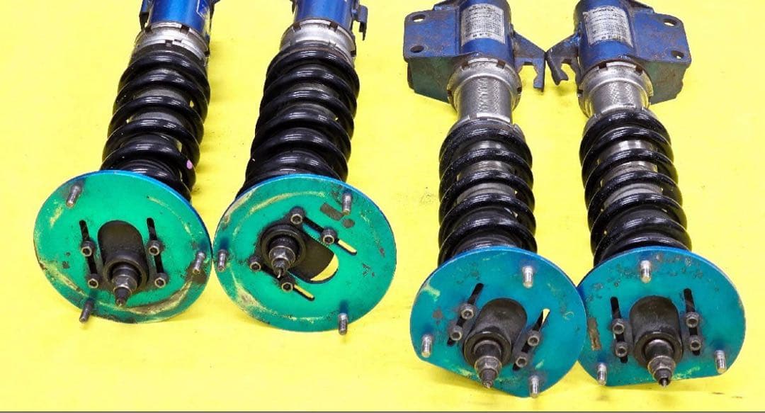 GDA GDB インプレッサ アプライド おそらくE型〜 CUSCO 車高調