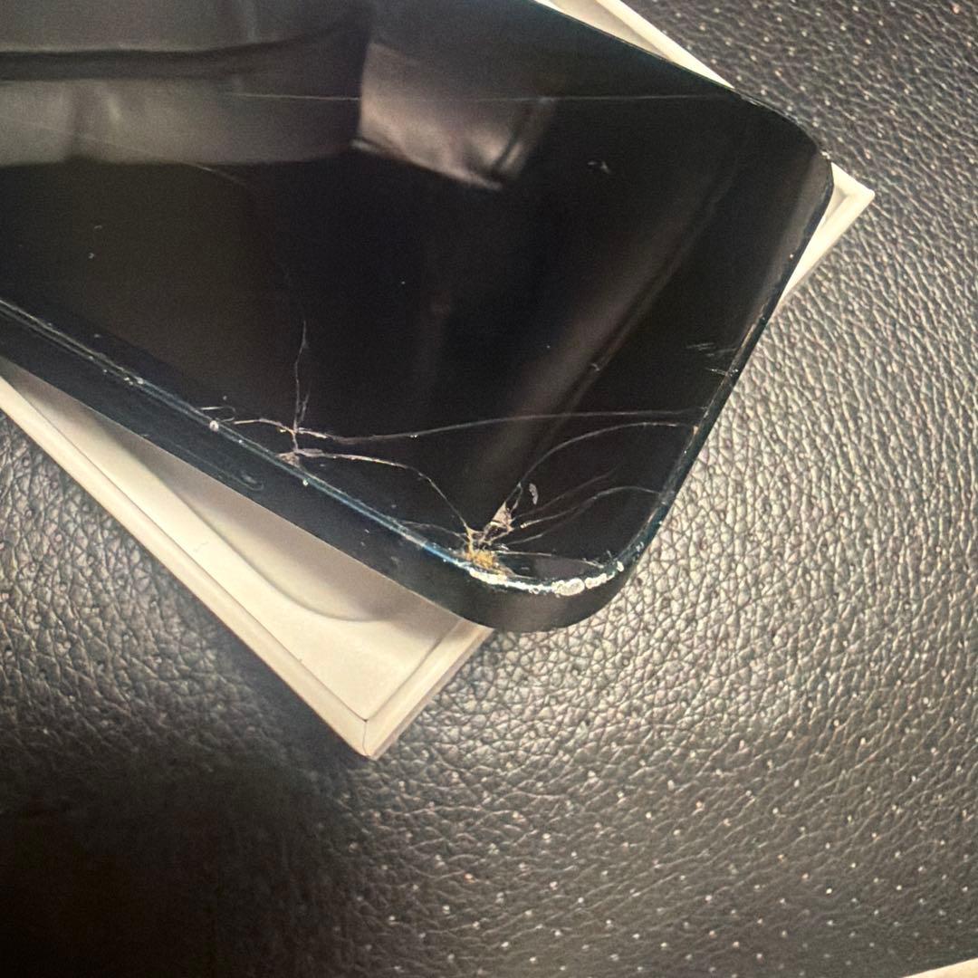 iPhone 13 128GB ミッドナイト 本体　SIMフリー　ジャンク品