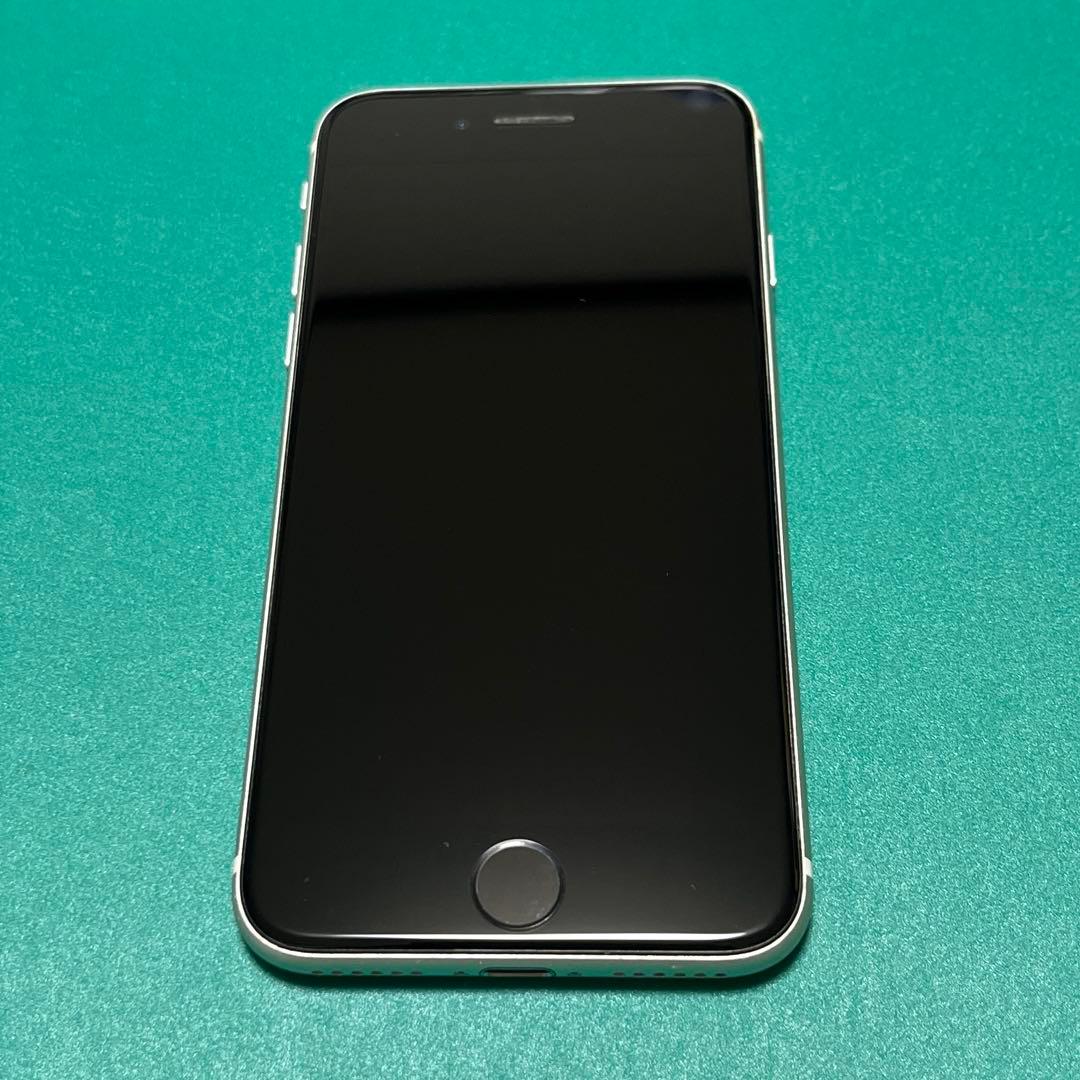 【美品】iPhone SE 第3世代 ホワイト 64GB バテリ100% 117