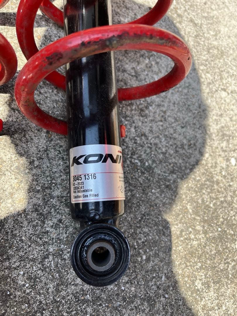 アバルト695 ツーリズモ 純正 KONI アイバッハ サスペンション キット