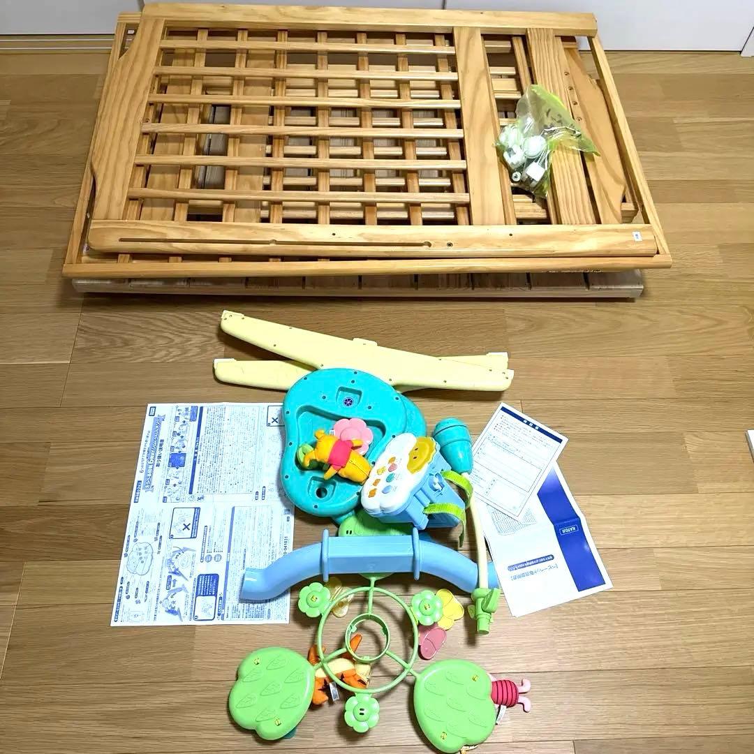 値下げ！カトージ　ベビーベット& えらべる回転6WAYジムにへんしんメリー