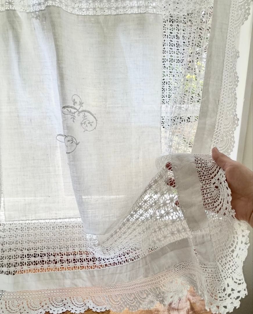 ヴィンテージ　刺繍レース　テーブルクロス　イギリス製