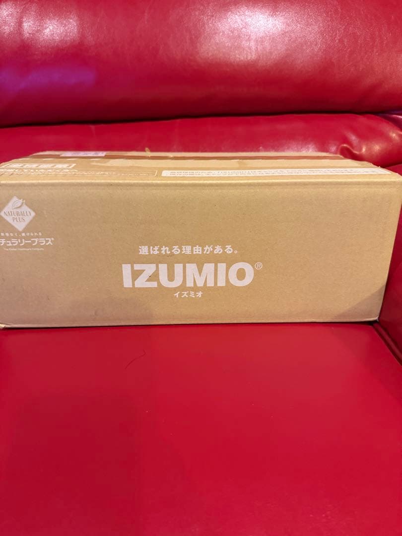 IZUMIO ミネラルウォーター 200mL×30パック
