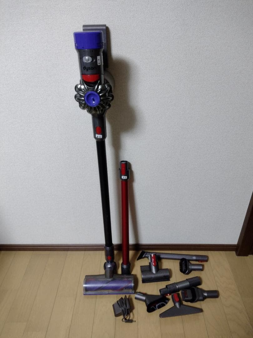 ダイソン★コードレス掃除機★V8★ＳV10★バッテリーの状態良好★2
