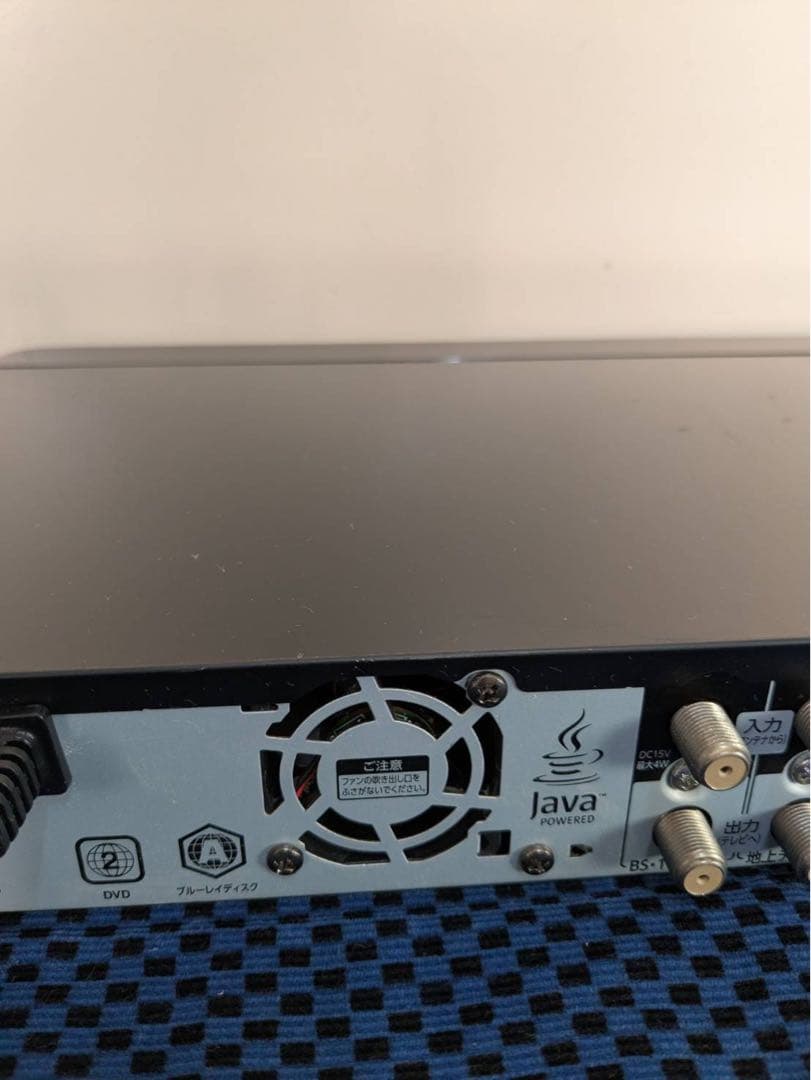 TOSHIBA ブラックブルーレイレコーダー