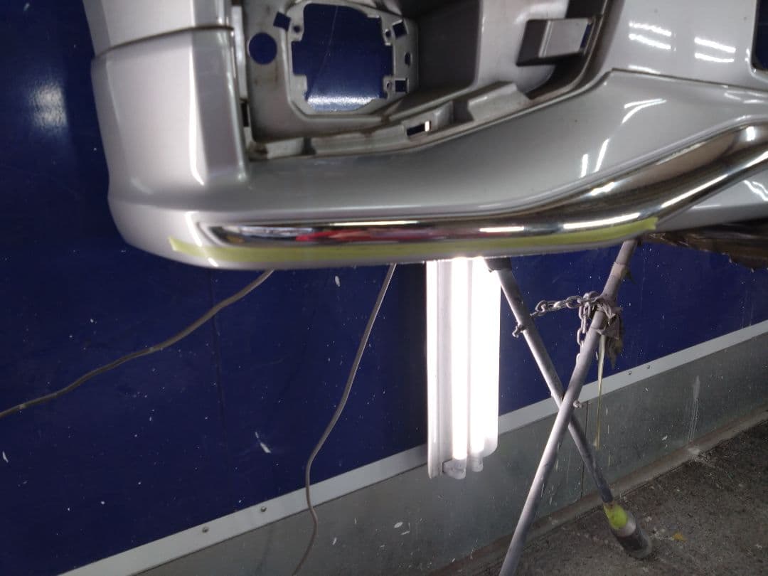 NISSAN　E52エルグランド フロントバンパー、フロントスポイラー