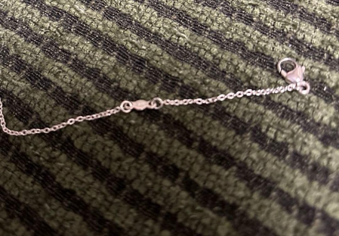   シルバー　ペンダント　卵型