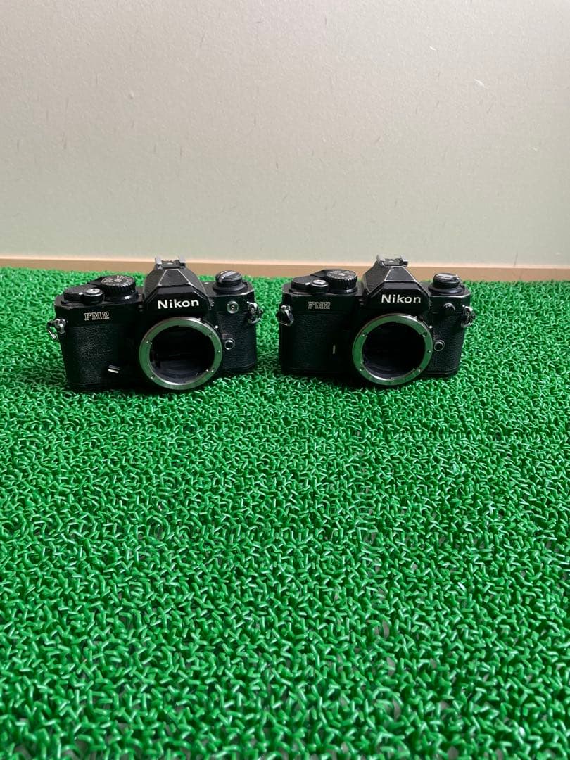 Nikon FM2 フィルムカメラ　2台セット　(ジャンク品)