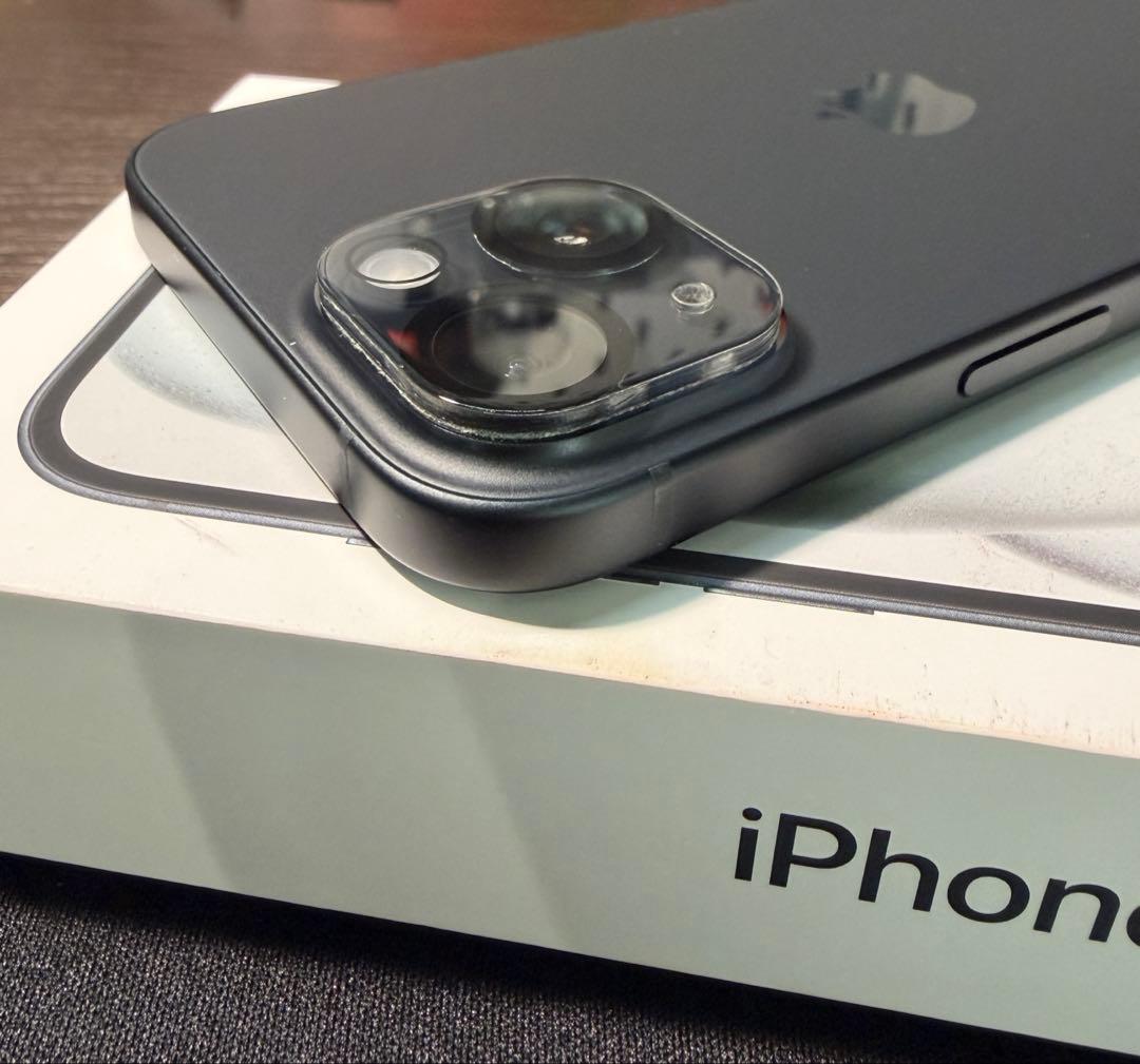 海外版 iPhone15 SIMフリー 256GB ブラック