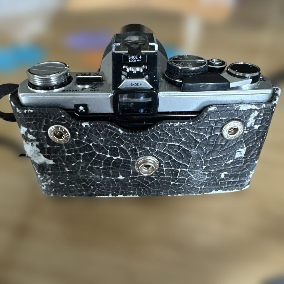 OLYMPUS OM-2 、Canon AV-1、Olympusケース付き