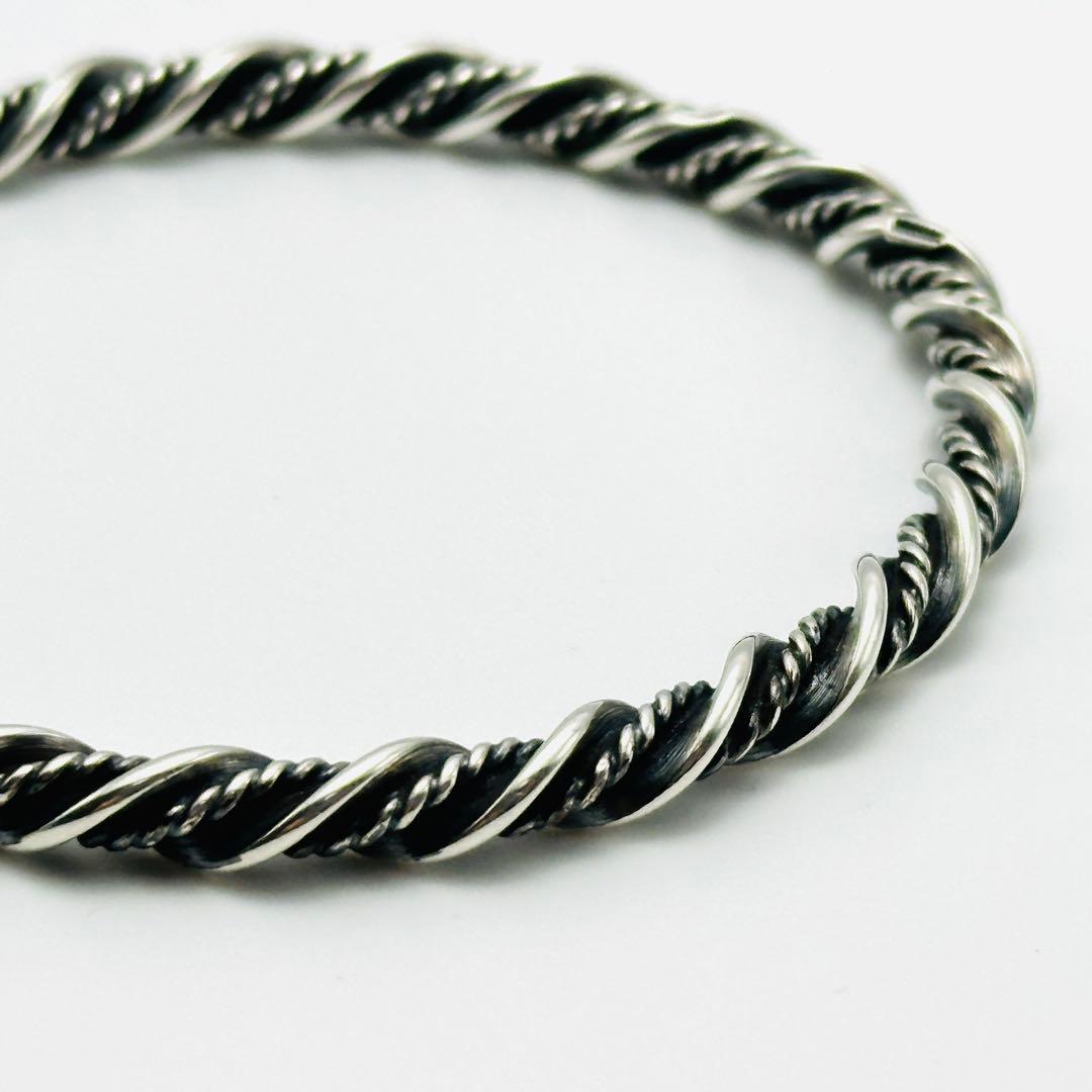   17A ツイスト　シルバー　バングル　925S ロープ