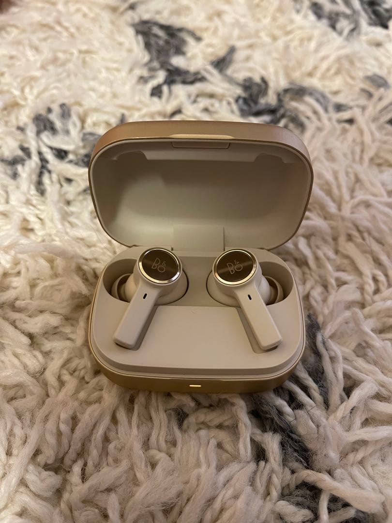 Bang&olufsen ワイヤレスイヤホン