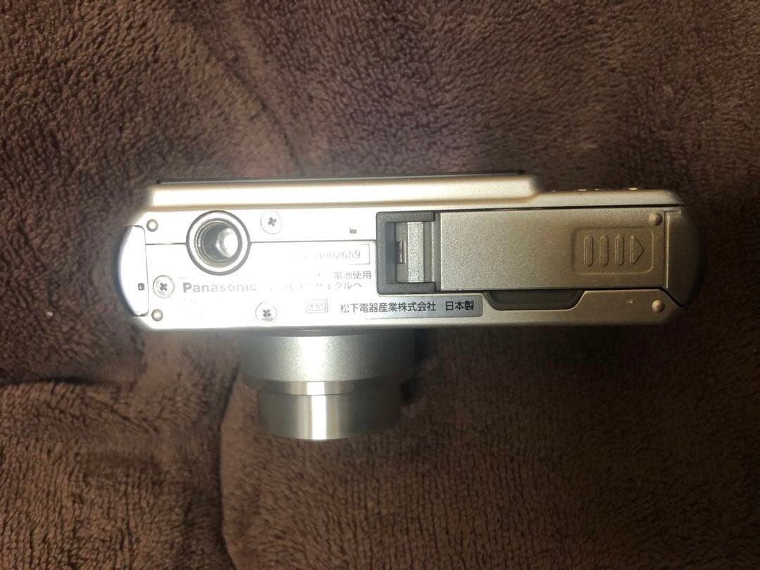 【美品】Panasonic DMC-FX7 コンパクトデジタルカメラ