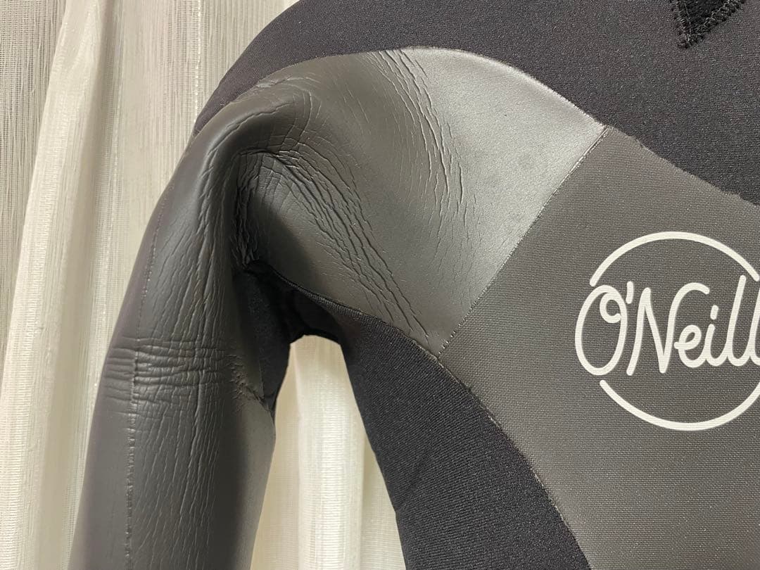 オニール　スーパーフリーク ウィメンズ ウエットスーツ バックジップ 5x3mm