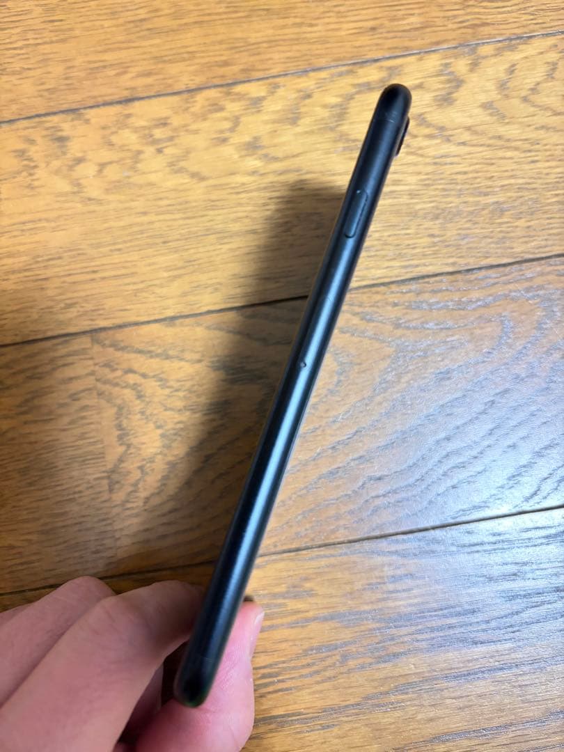 iPhone SE 第2世代 128GB SIMロック解除済み