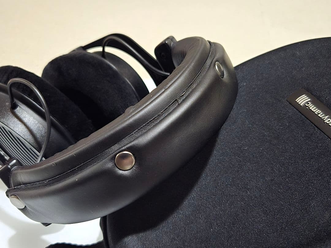 beyerdynamic - DT 990 PRO 250Ω