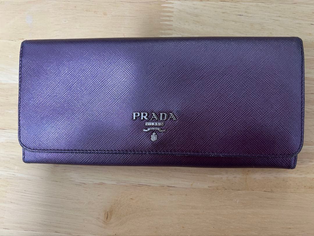 PRADA パープル 長財布